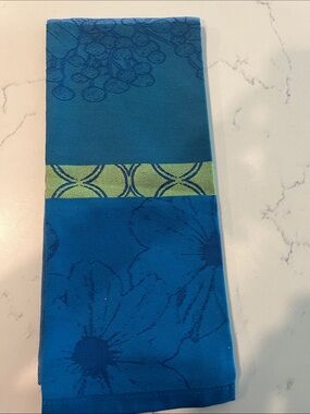Blue Floral Jacquard Kitchen Towel with Lime Accent